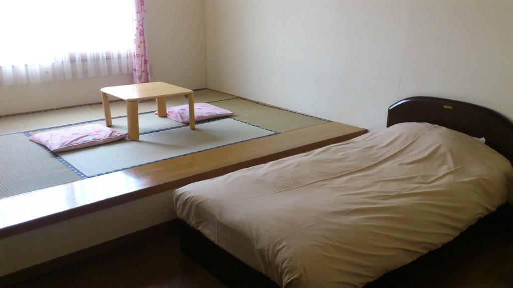 Pension Young House NakaNakafurano Zewnętrze zdjęcie